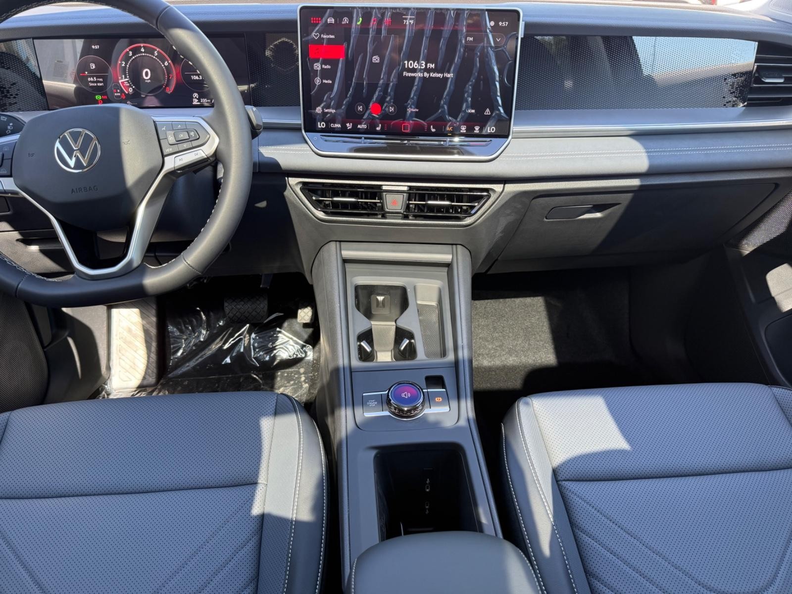Volkswagen Tiguan Vehicle Image 06