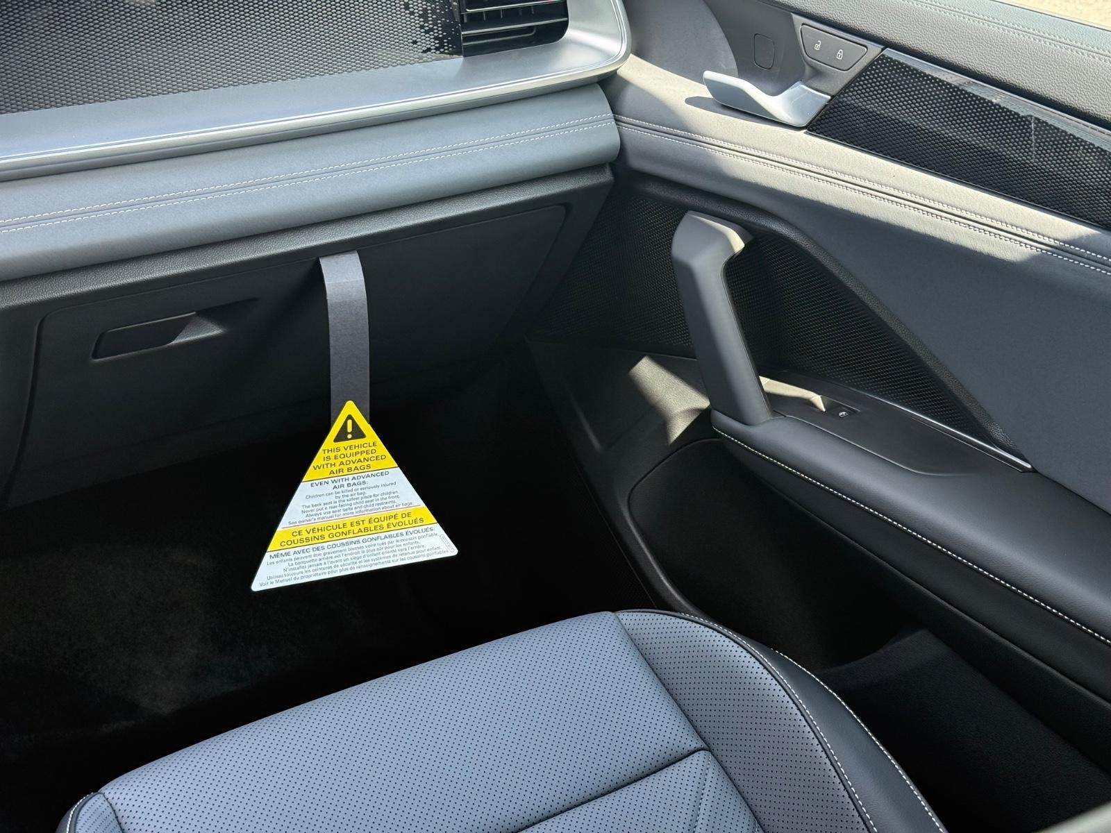 Volkswagen Tiguan Vehicle Image 09