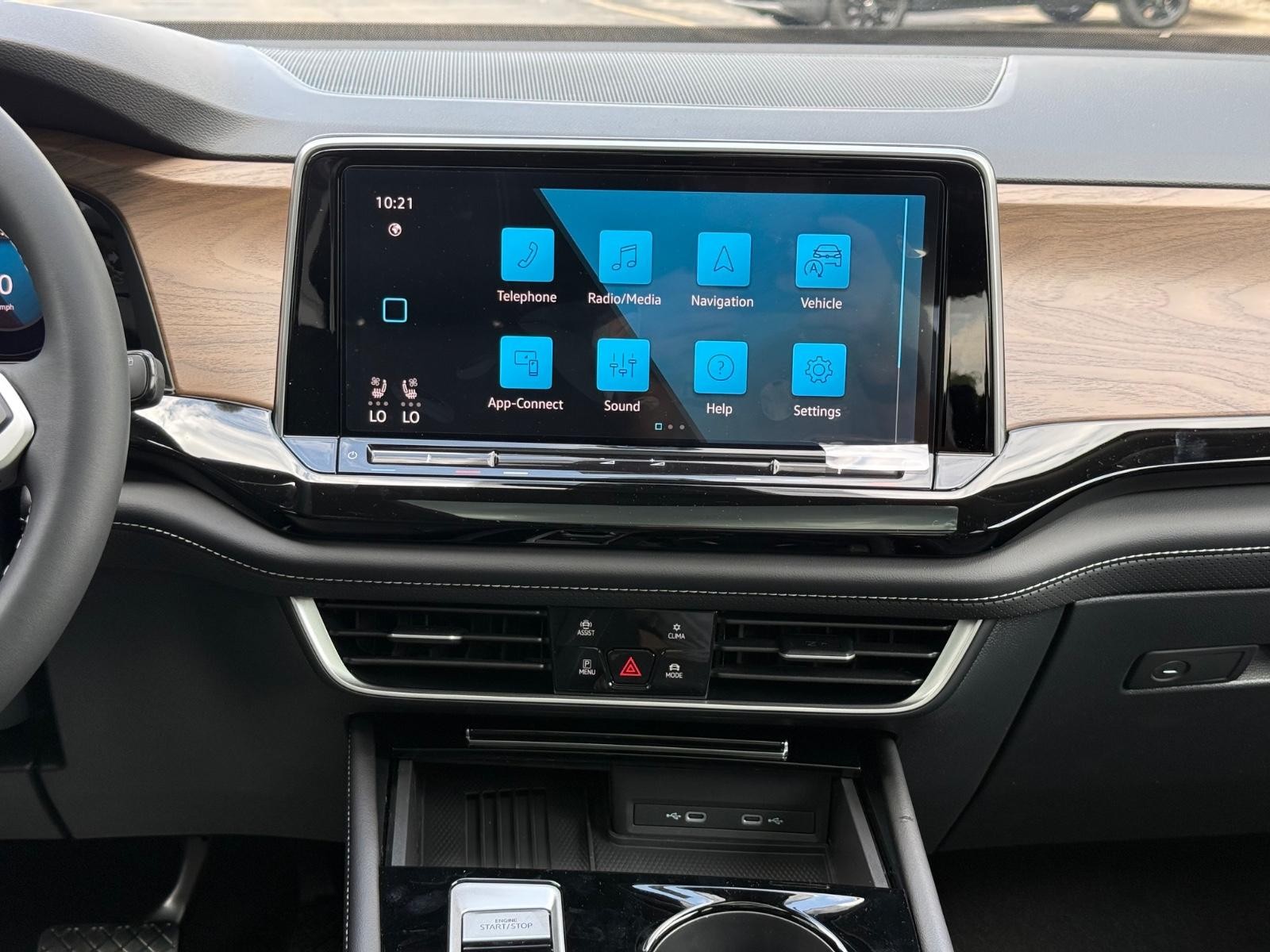 Volkswagen Atlas Vehicle Image 08