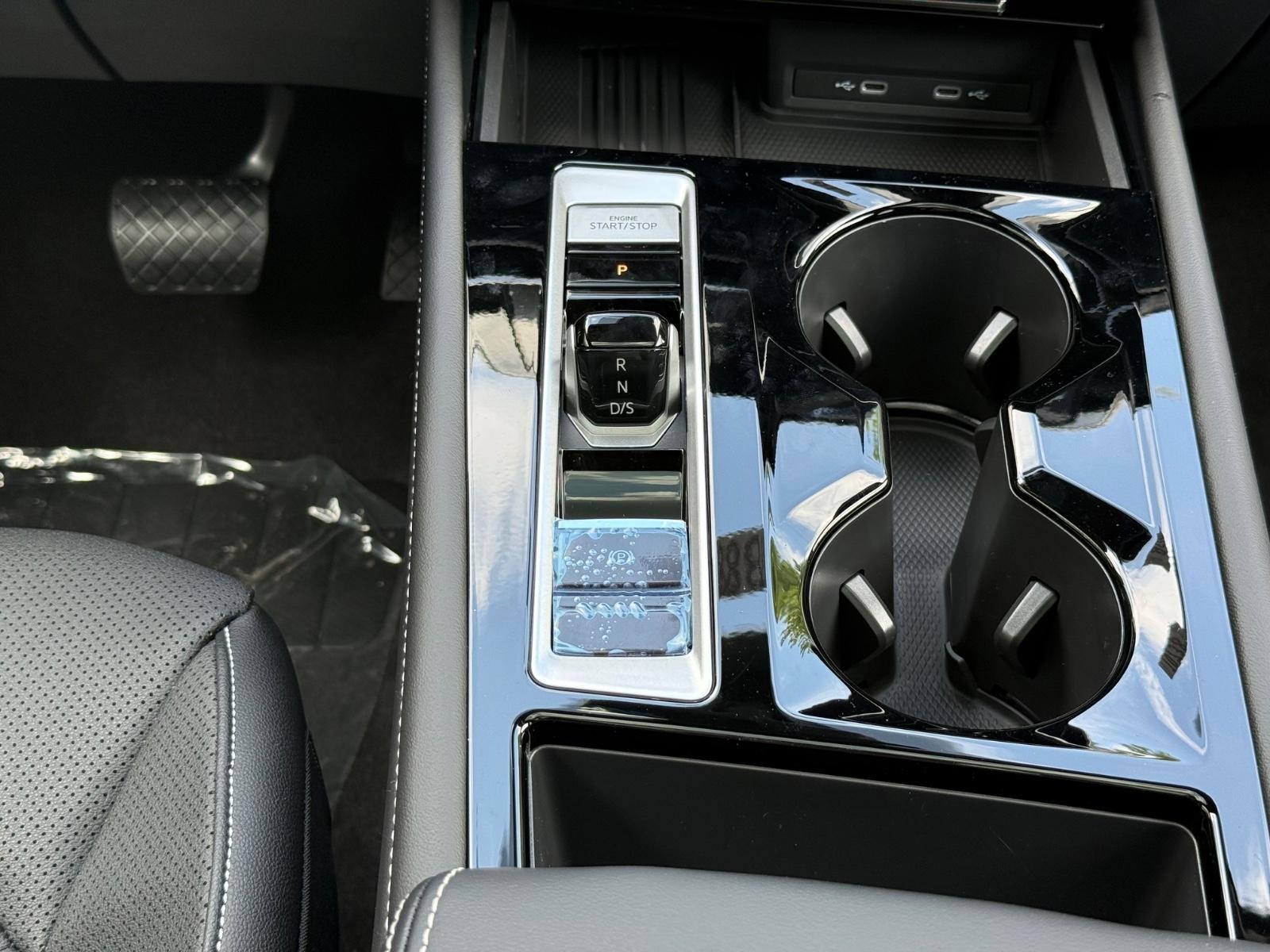 Volkswagen Atlas Vehicle Image 09