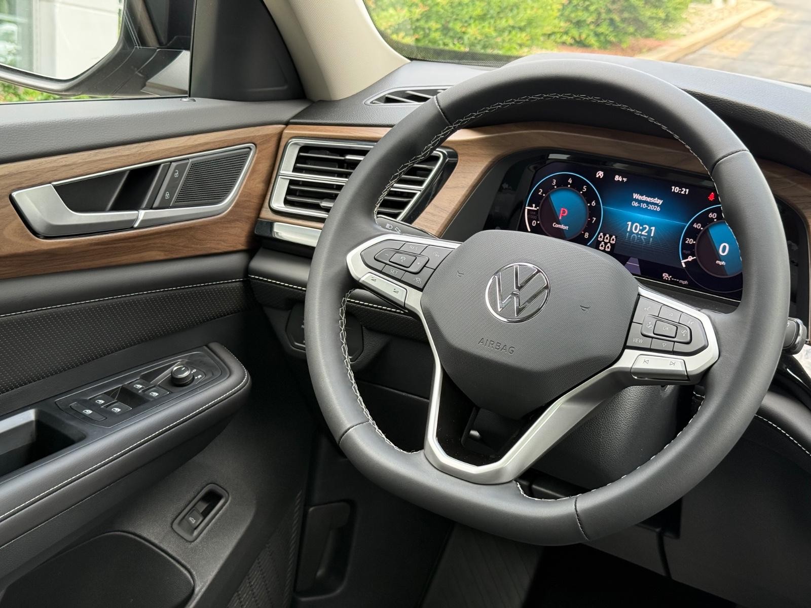Volkswagen Atlas Vehicle Image 10