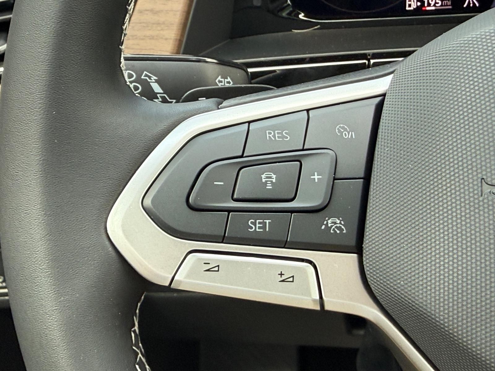 Volkswagen Atlas Vehicle Image 12