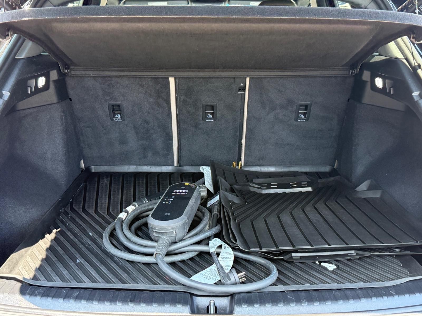 Audi Q4 e-tron Vehicle Image 05