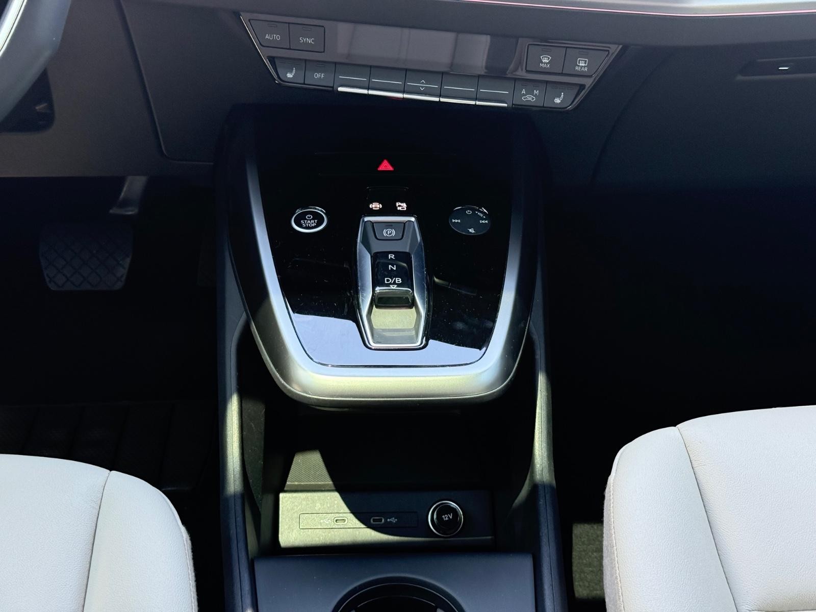 Audi Q4 e-tron Vehicle Image 13