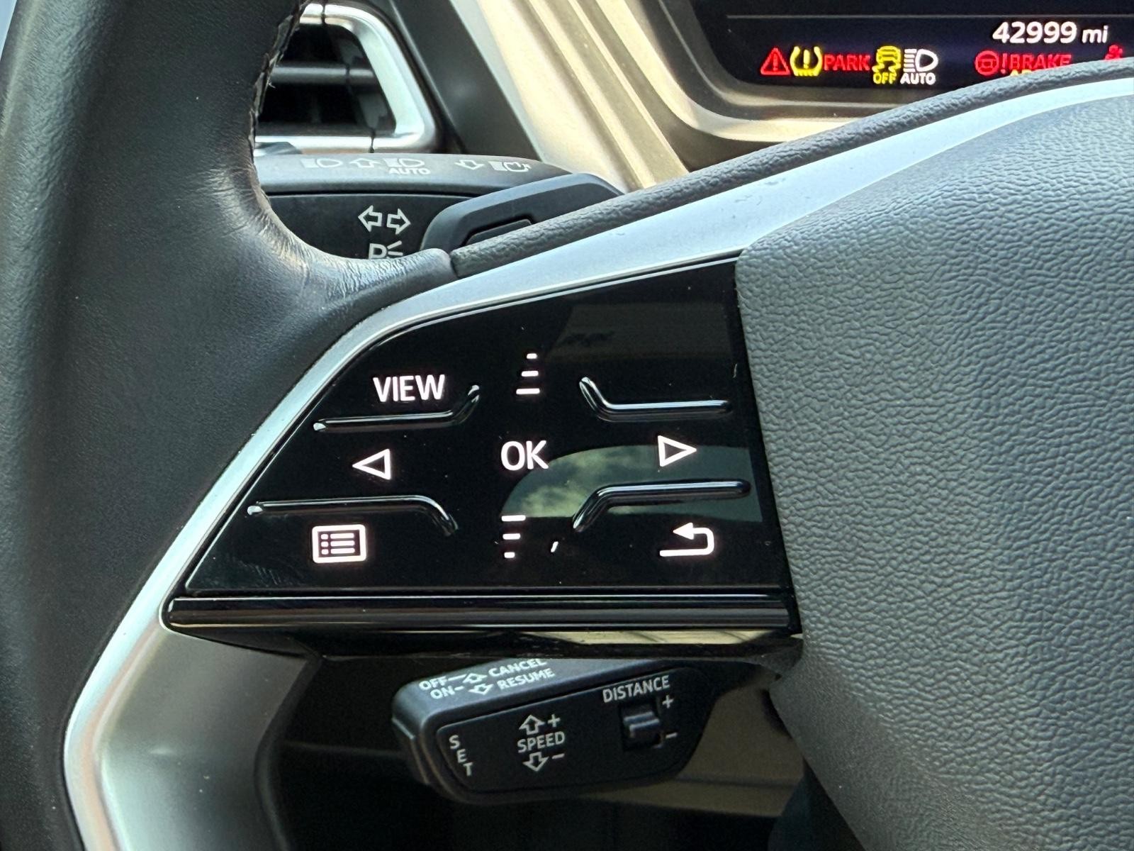 Audi Q4 e-tron Vehicle Image 17