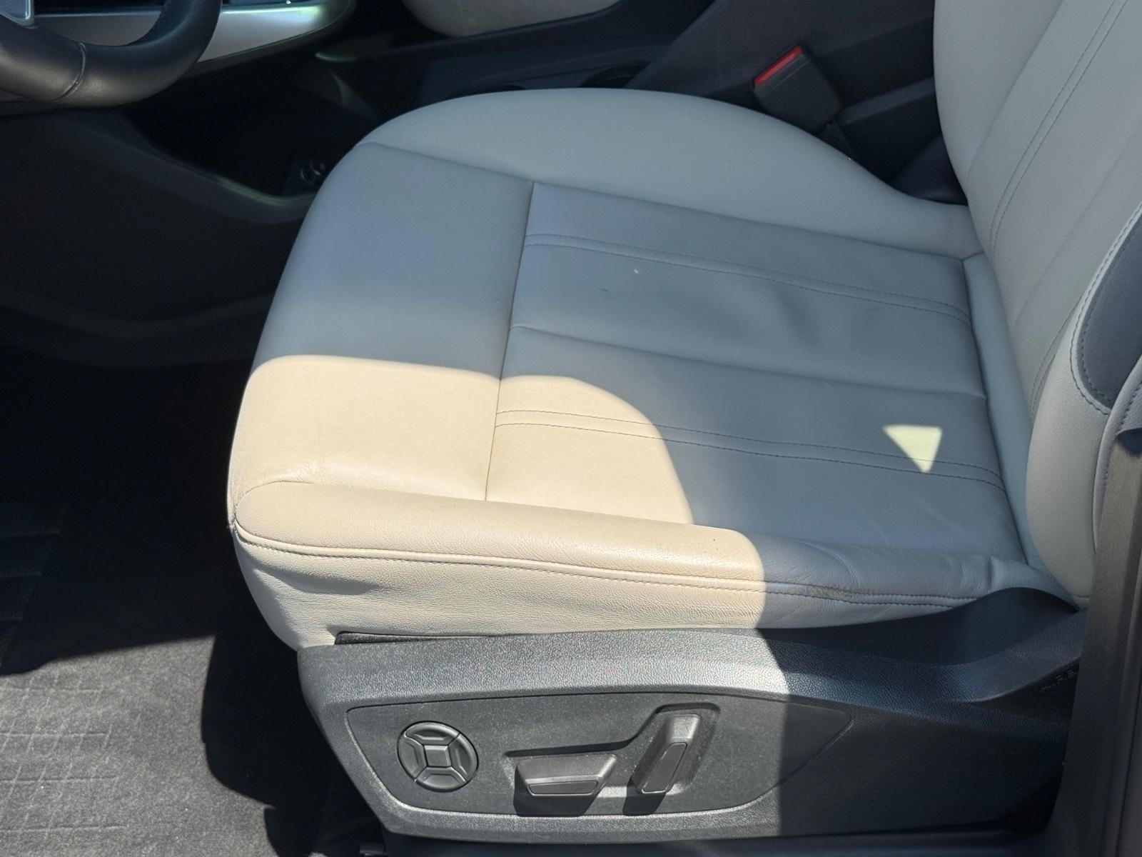 Audi Q4 e-tron Vehicle Image 22