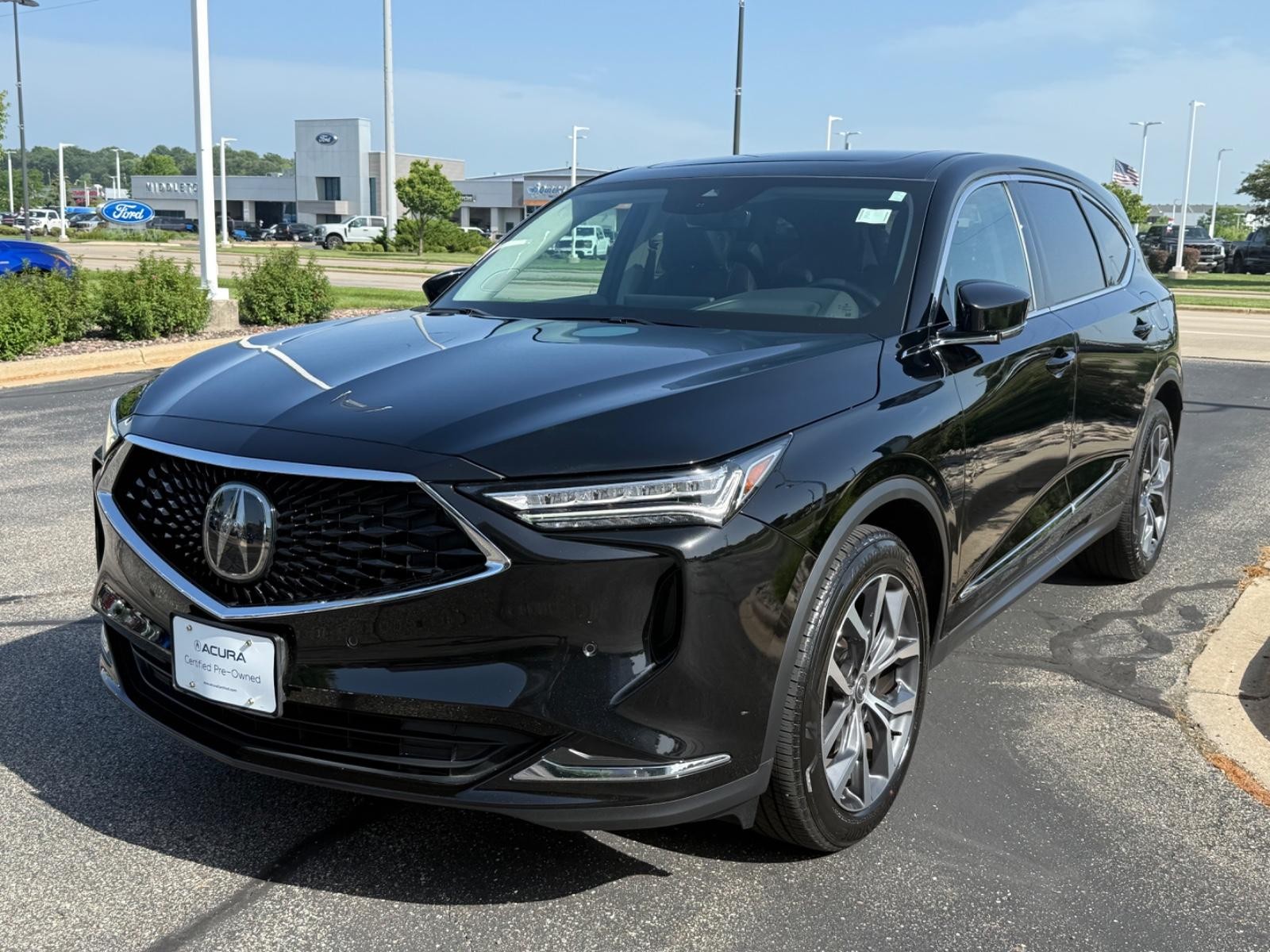Acura MDX Vehicle Full-screen Gallery Image 08