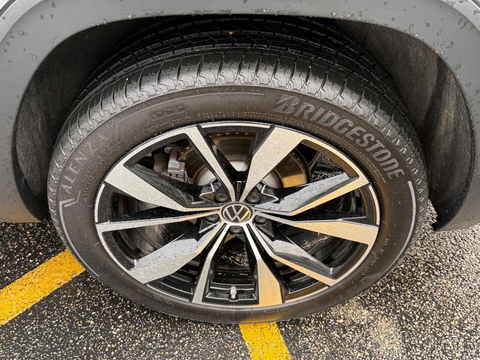 Volkswagen Atlas Vehicle Image 07