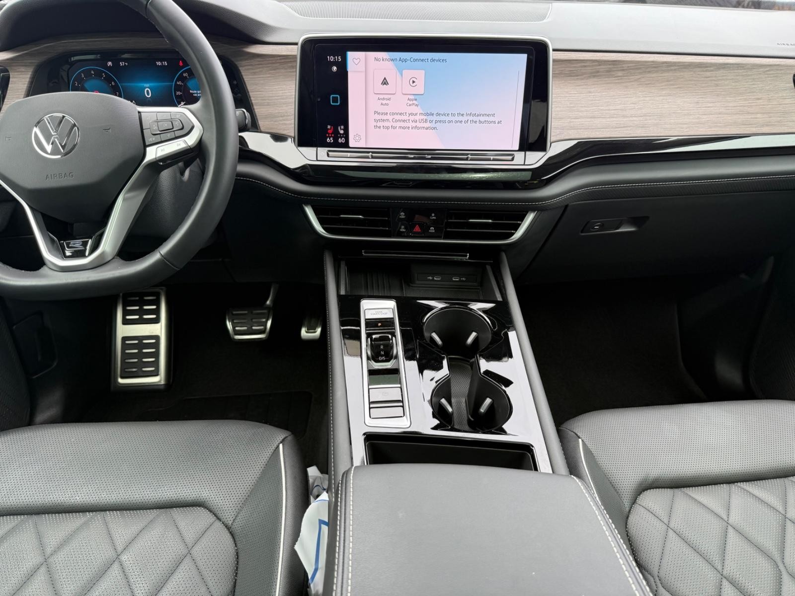 Volkswagen Atlas Vehicle Image 11