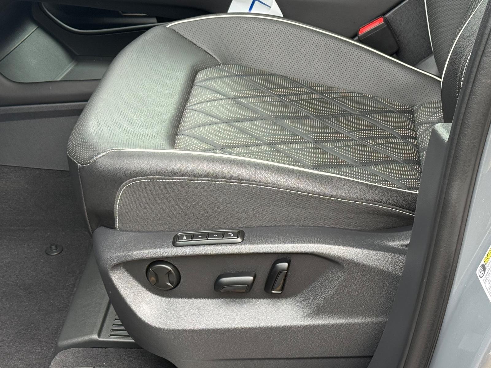 Volkswagen Atlas Vehicle Image 22