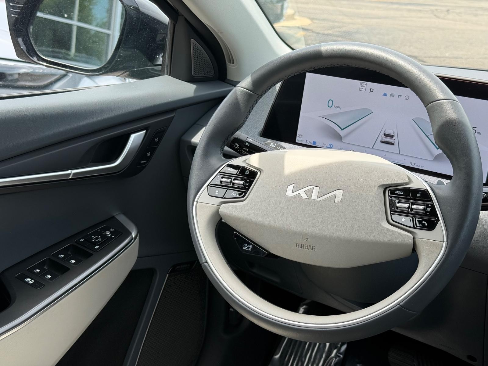 Kia EV6 Vehicle Image 14