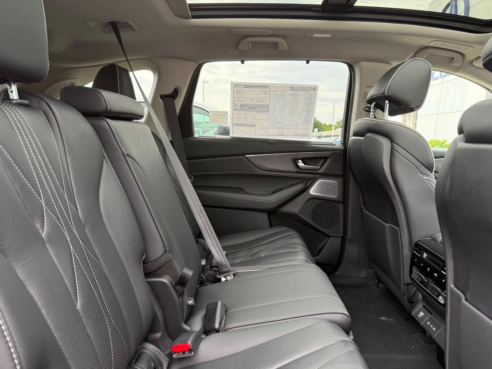 Acura MDX Vehicle Image 05