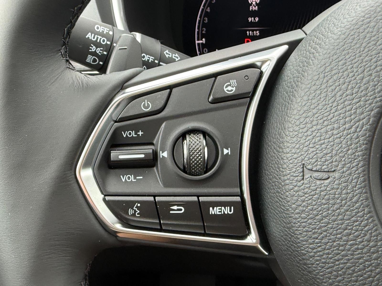 Acura MDX Vehicle Image 12