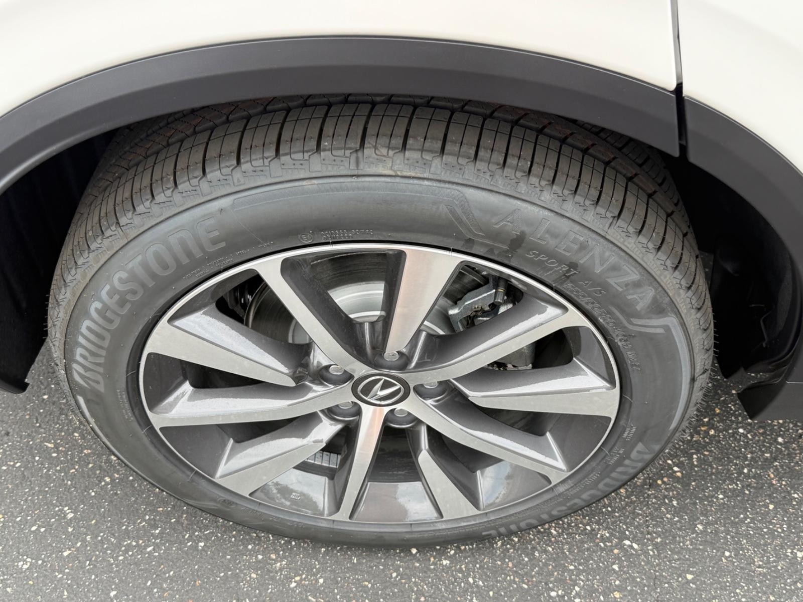 Acura MDX Vehicle Image 04