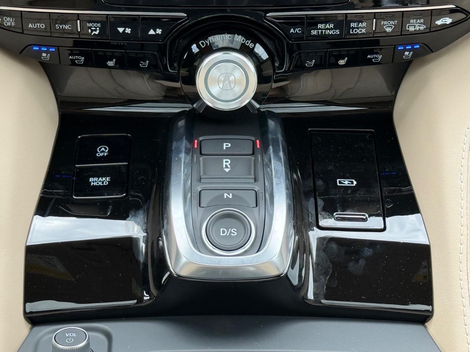 Acura MDX Vehicle Image 08