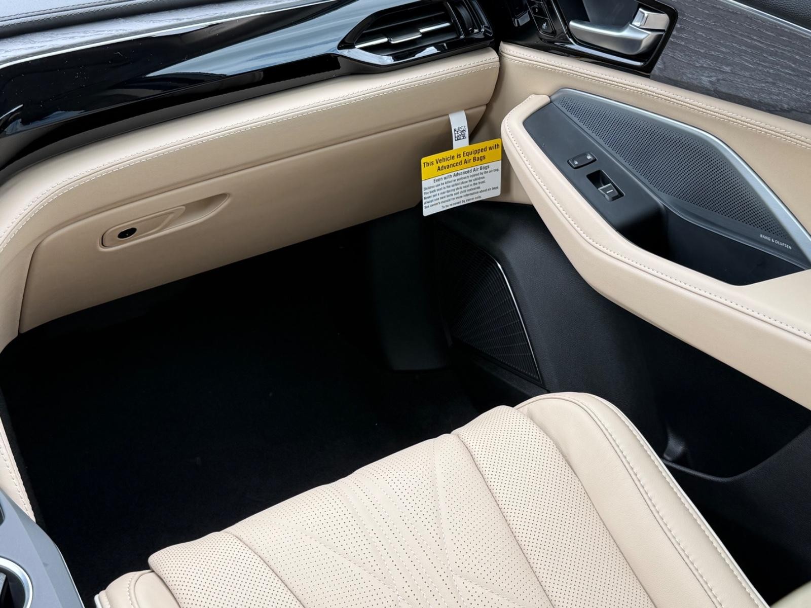 Acura MDX Vehicle Image 10