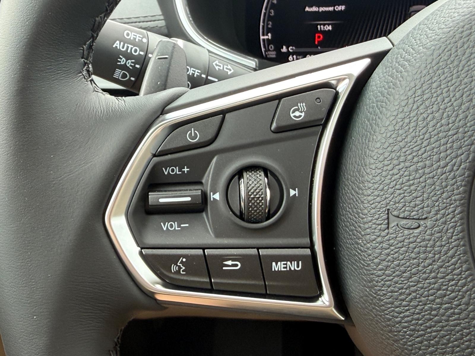 Acura MDX Vehicle Image 12