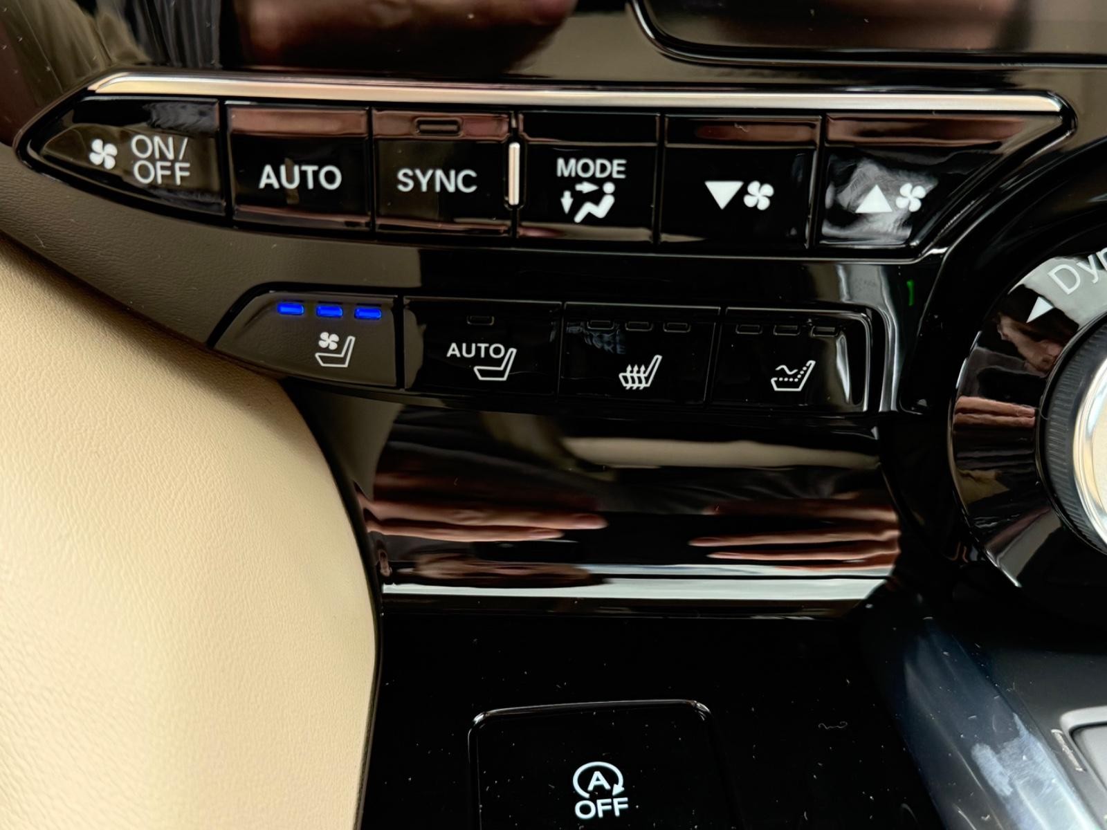 Acura MDX Vehicle Image 15