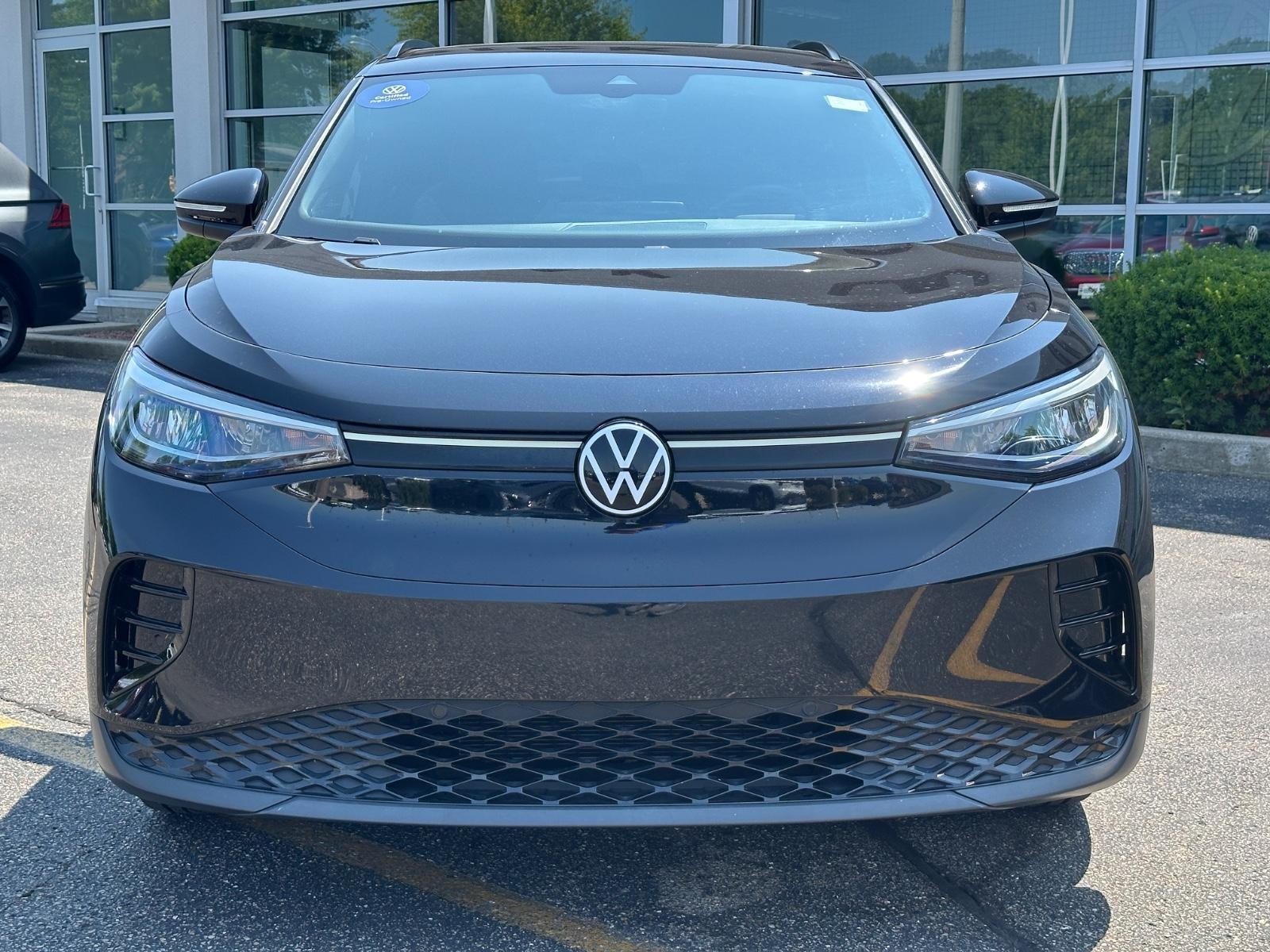Volkswagen ID.4 Vehicle Image 09