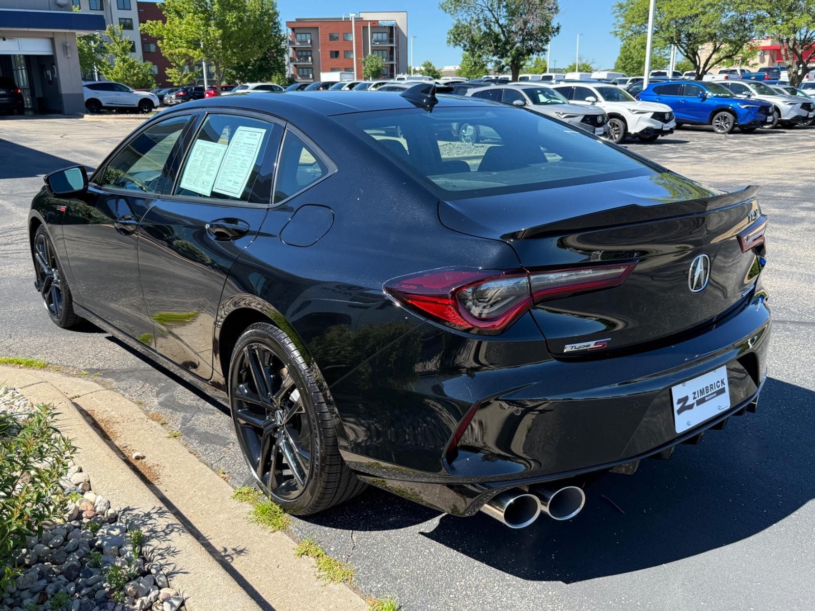 Acura TLX Vehicle Full-screen Gallery Image 06