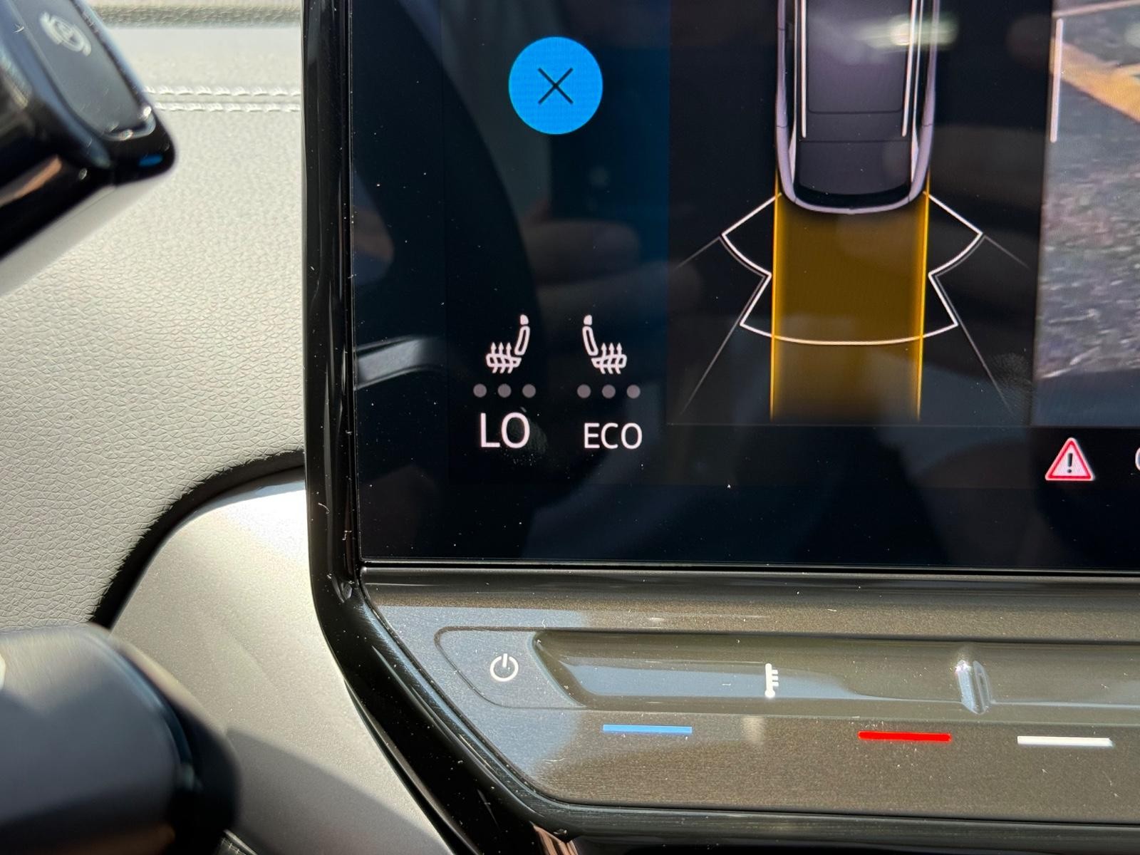 Volkswagen ID.4 Vehicle Image 18