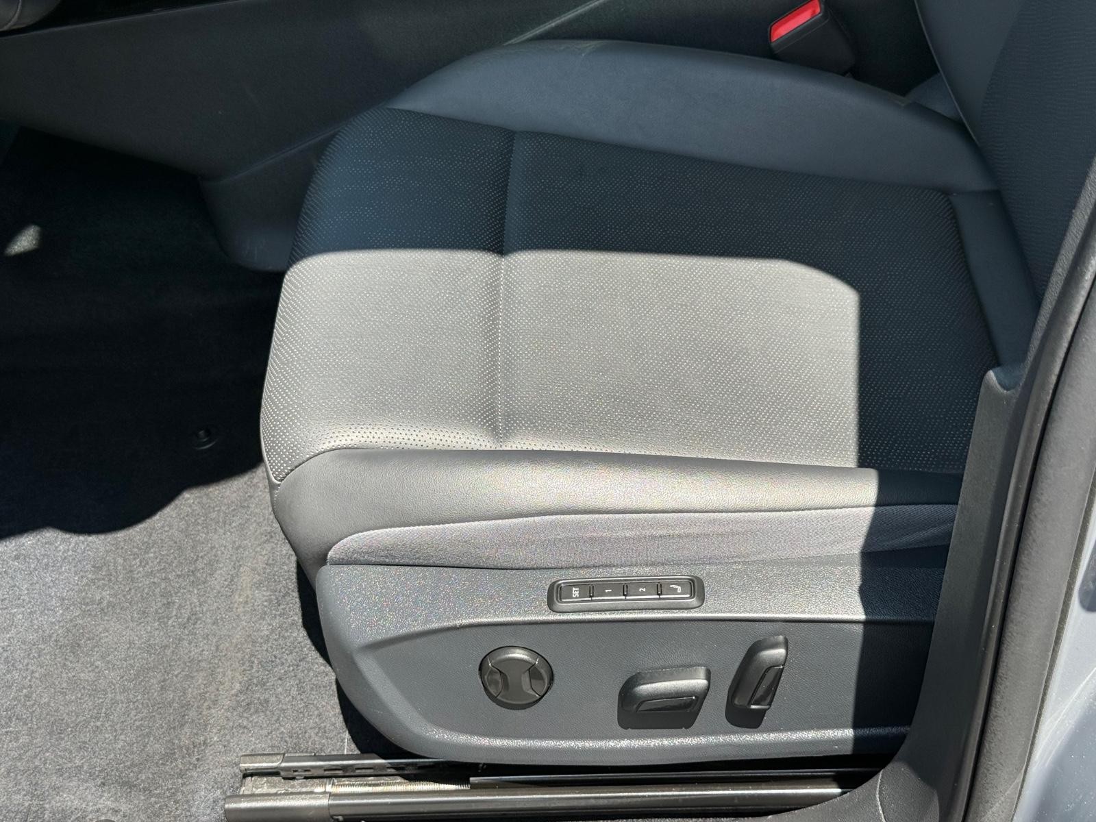 Volkswagen ID.4 Vehicle Image 20