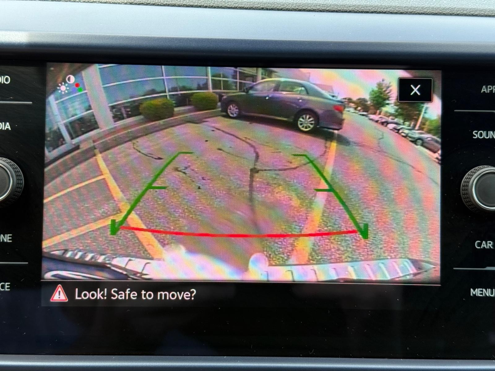 Volkswagen Taos Vehicle Image 19