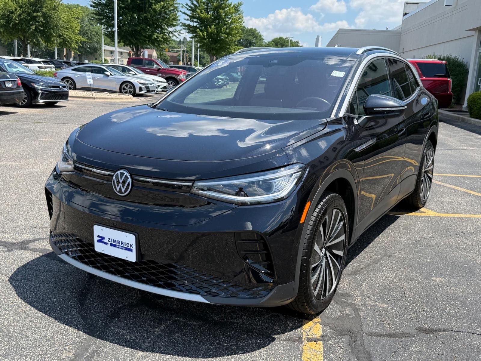 Volkswagen ID.4 Vehicle Image 08