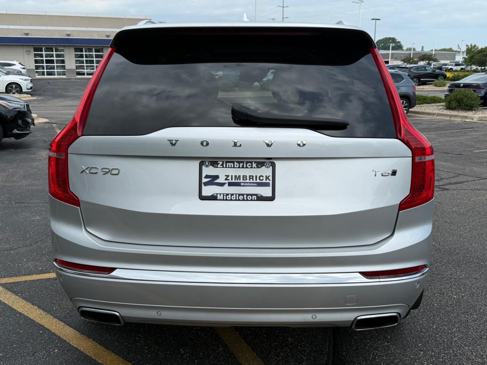 Volvo XC90 Vehicle Image 04