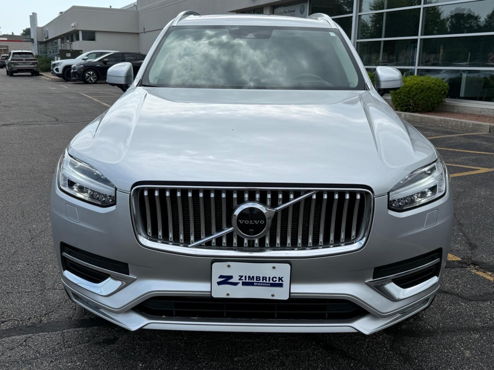 Volvo XC90 Vehicle Image 09