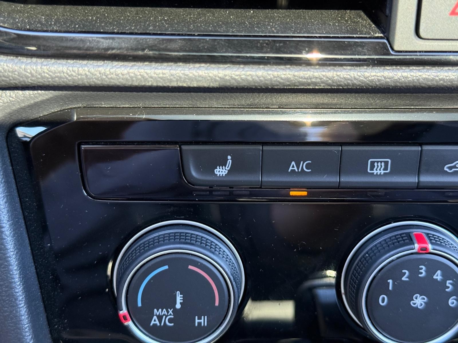Volkswagen Taos Vehicle Image 20