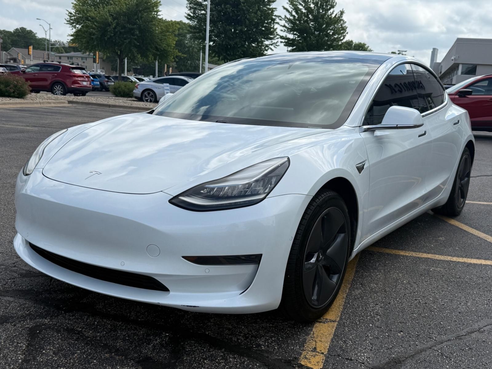 Tesla Model 3 Vehicle Image 08