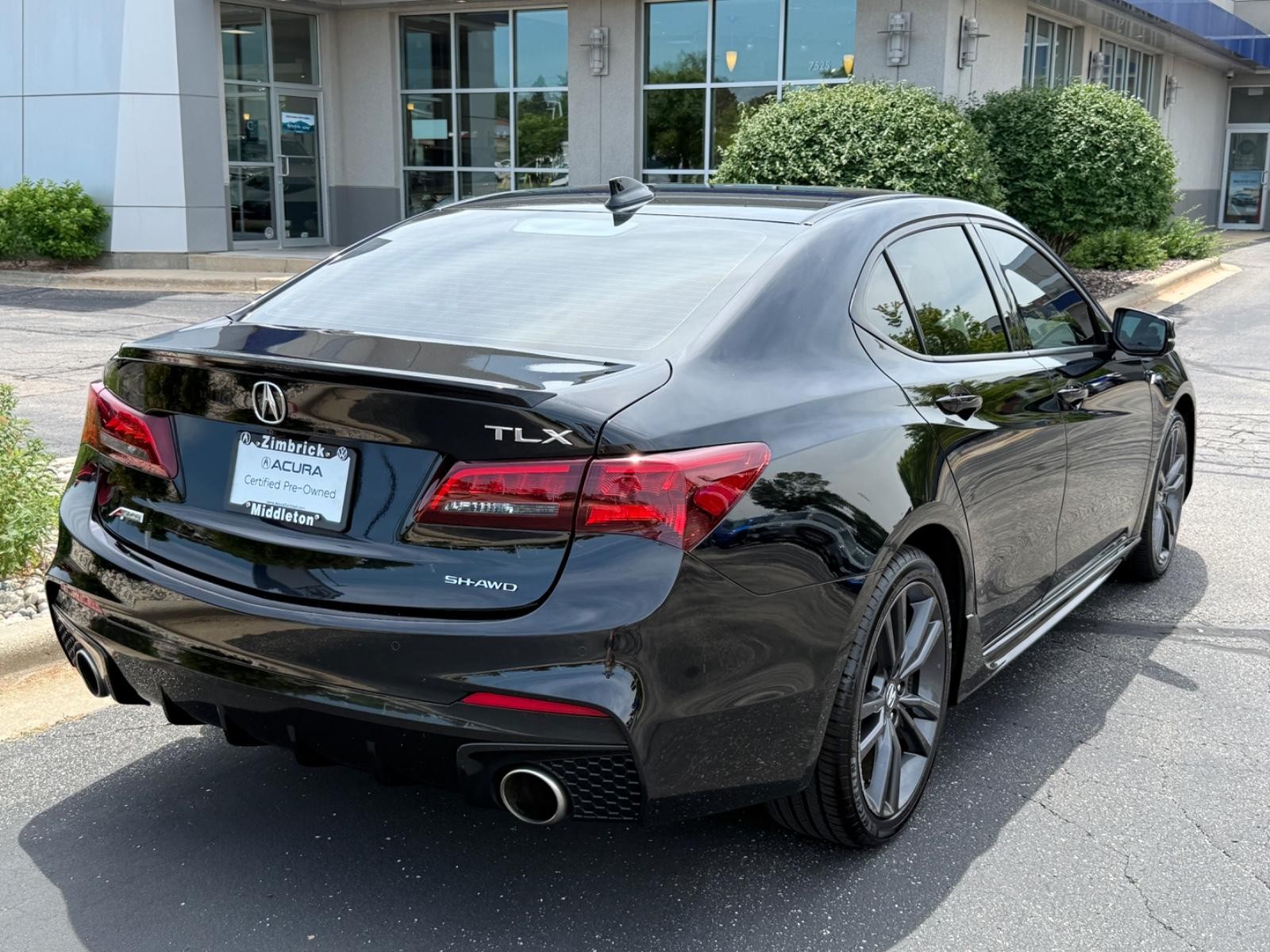 Acura TLX Vehicle Image 03