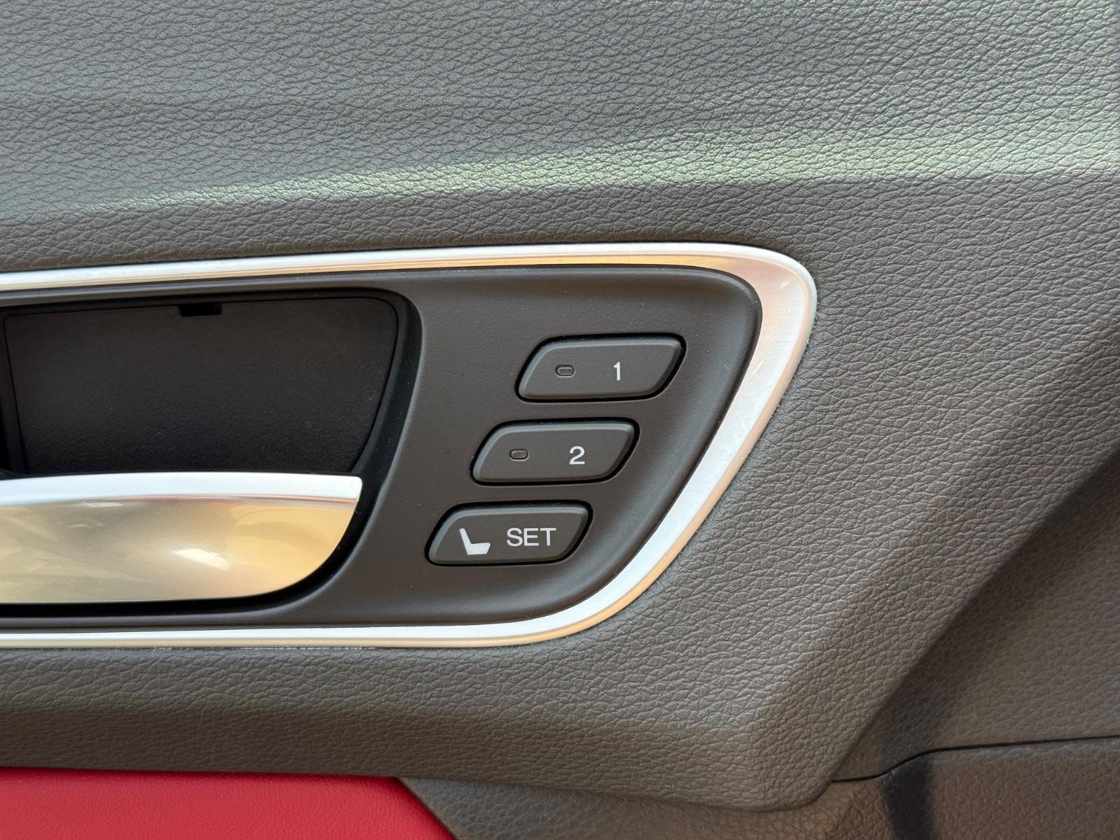 Acura TLX Vehicle Image 16