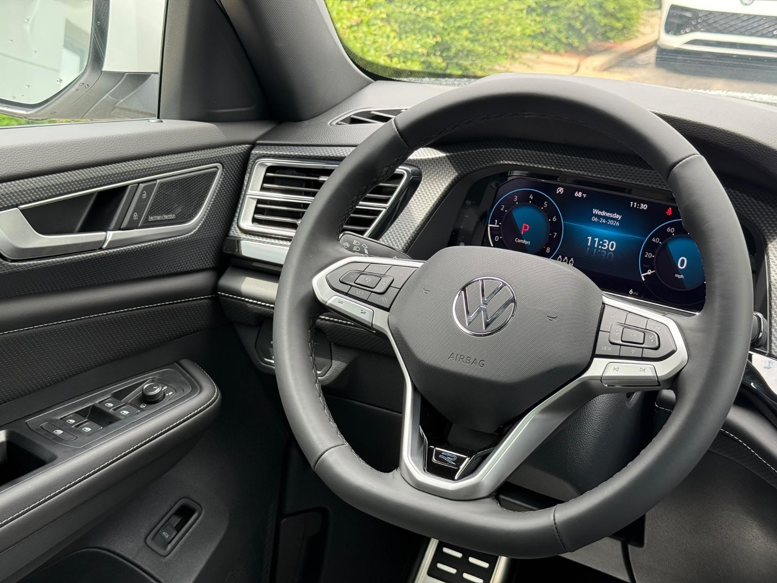 Volkswagen Atlas Cross Sport Vehicle Image 10