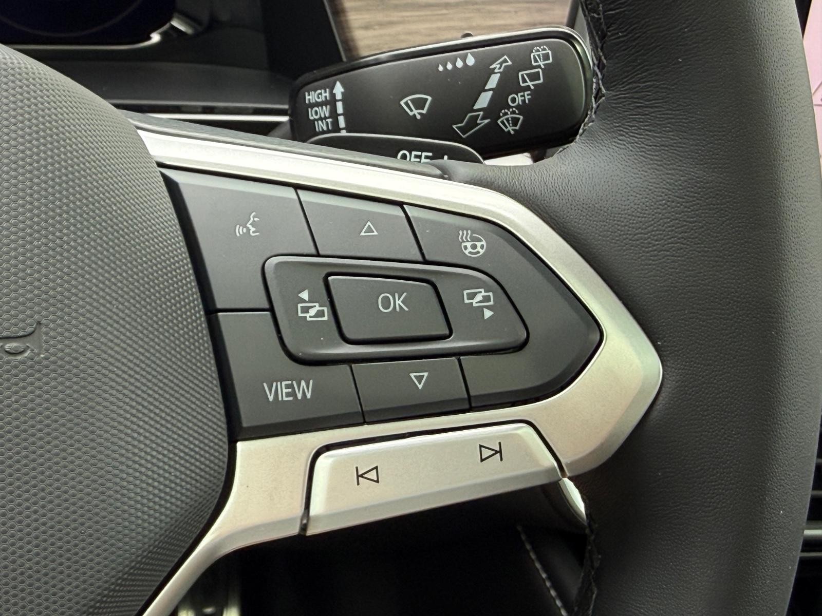 Volkswagen Atlas Vehicle Image 13
