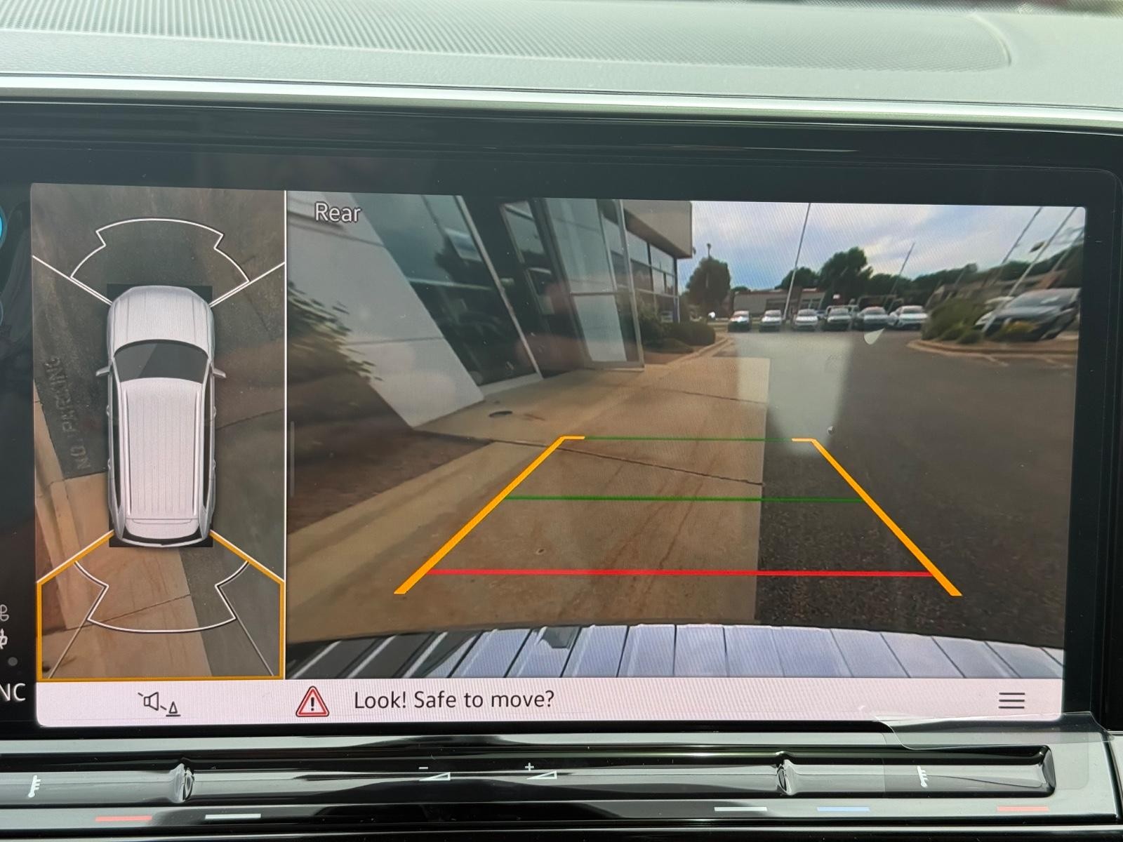Volkswagen Atlas Vehicle Image 14