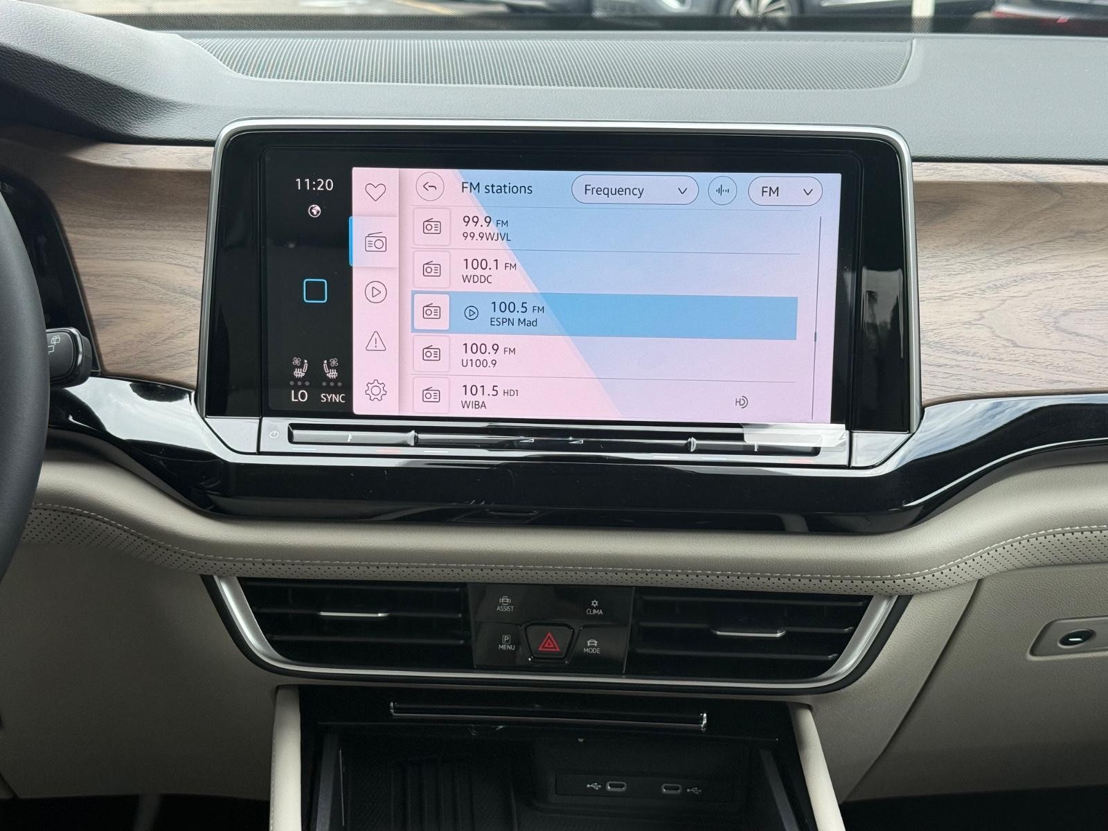 Volkswagen Atlas Vehicle Image 08