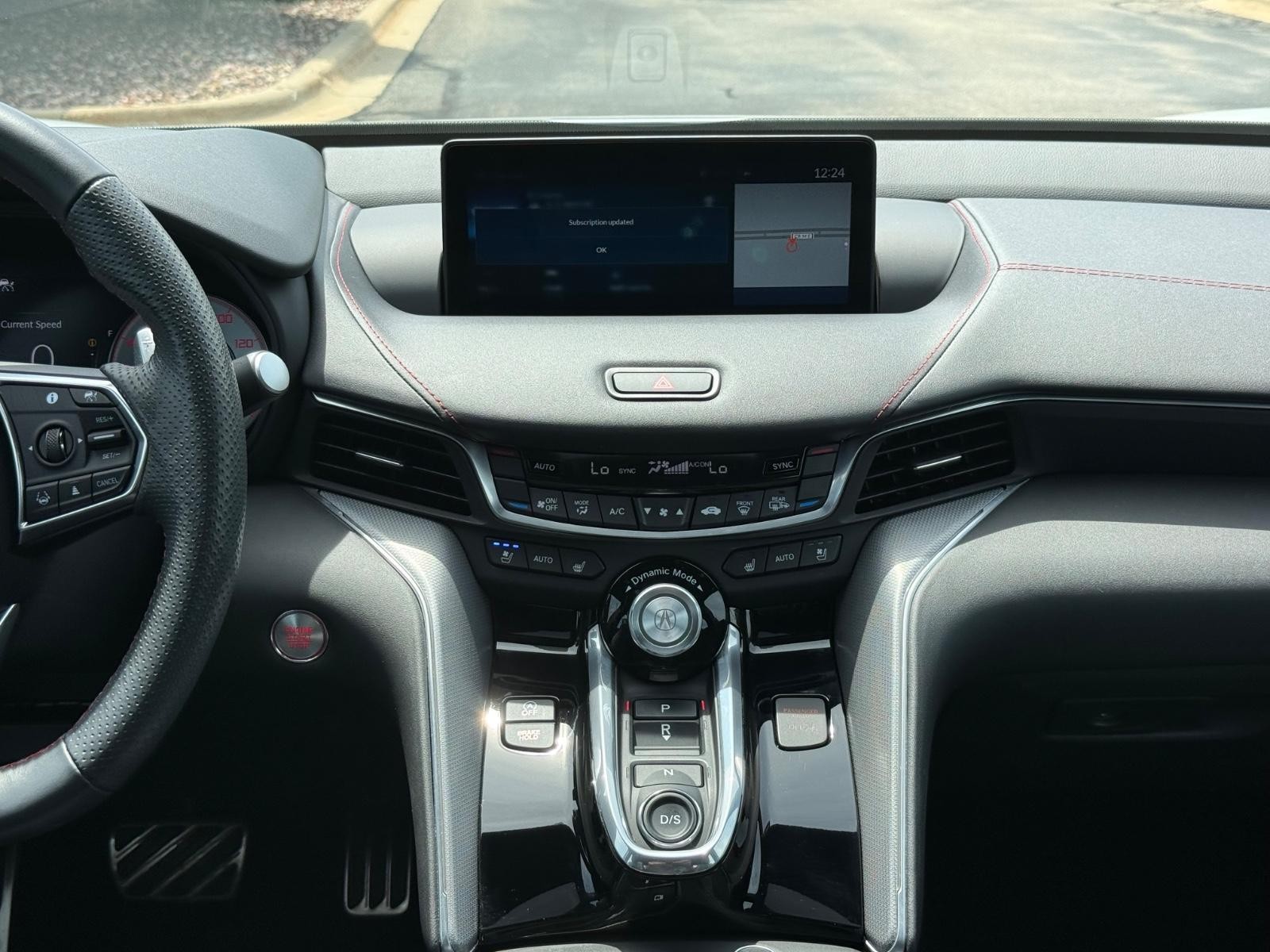 Acura TLX Vehicle Full-screen Gallery Image 12