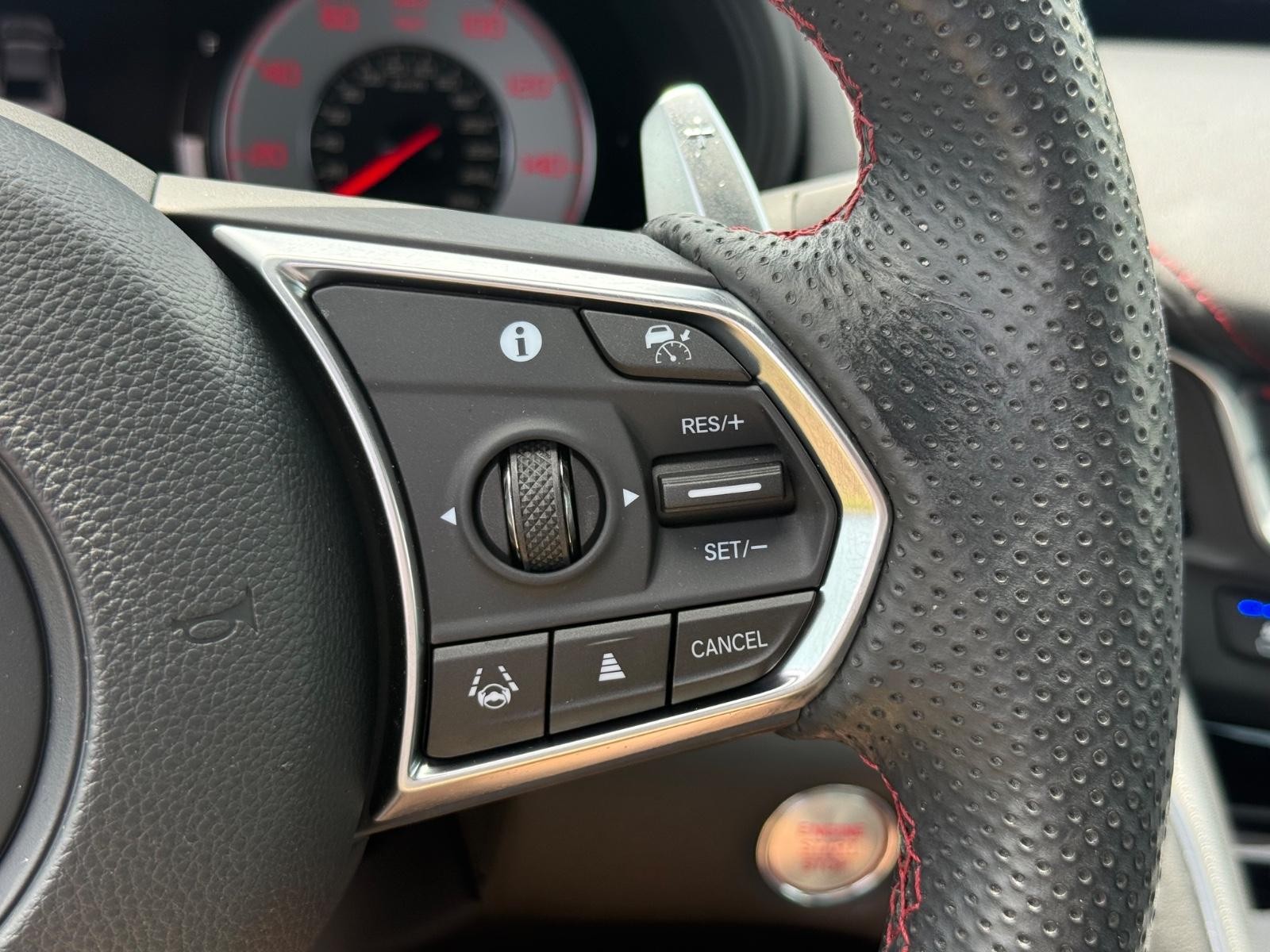 Acura TLX Vehicle Full-screen Gallery Image 17