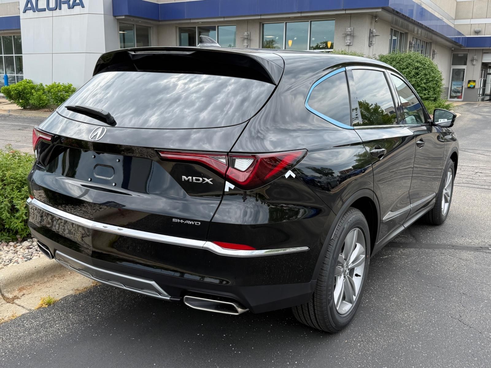 Acura MDX Vehicle Image 03