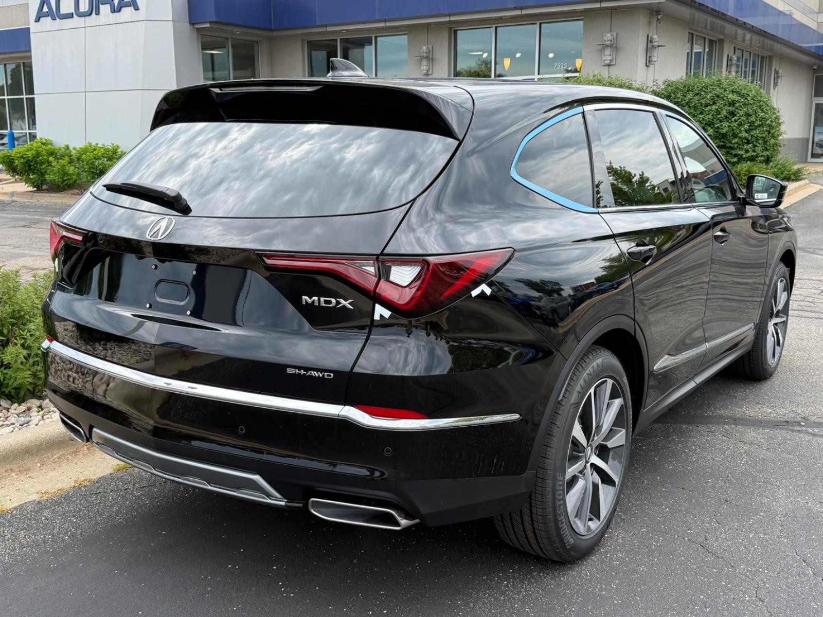 Acura MDX Vehicle Image 03
