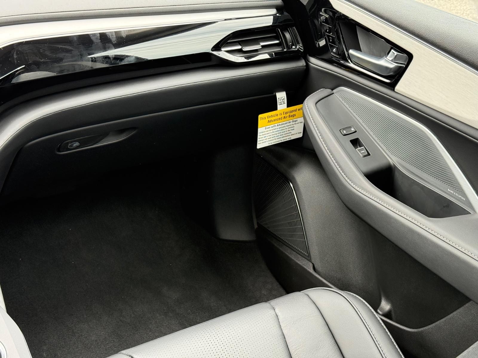 Acura MDX Vehicle Image 09