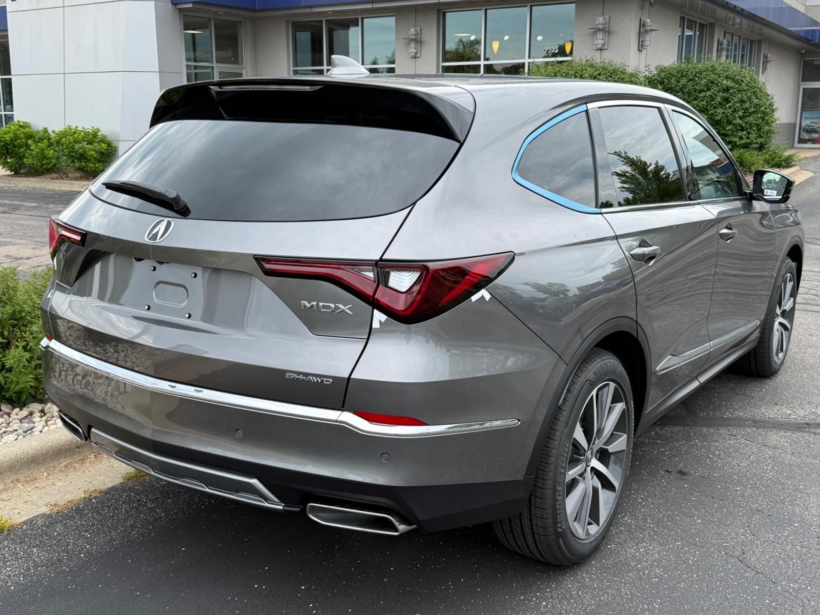 Acura MDX Vehicle Image 03