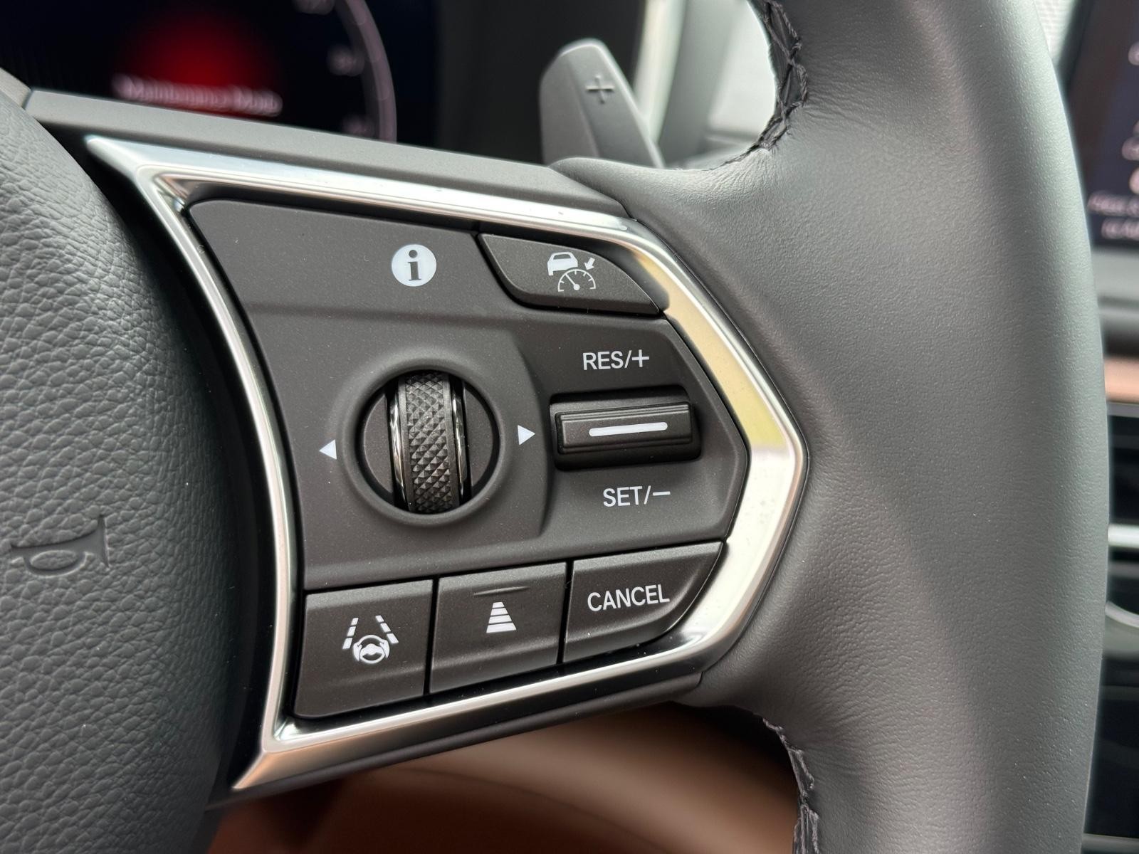 Acura MDX Vehicle Image 12
