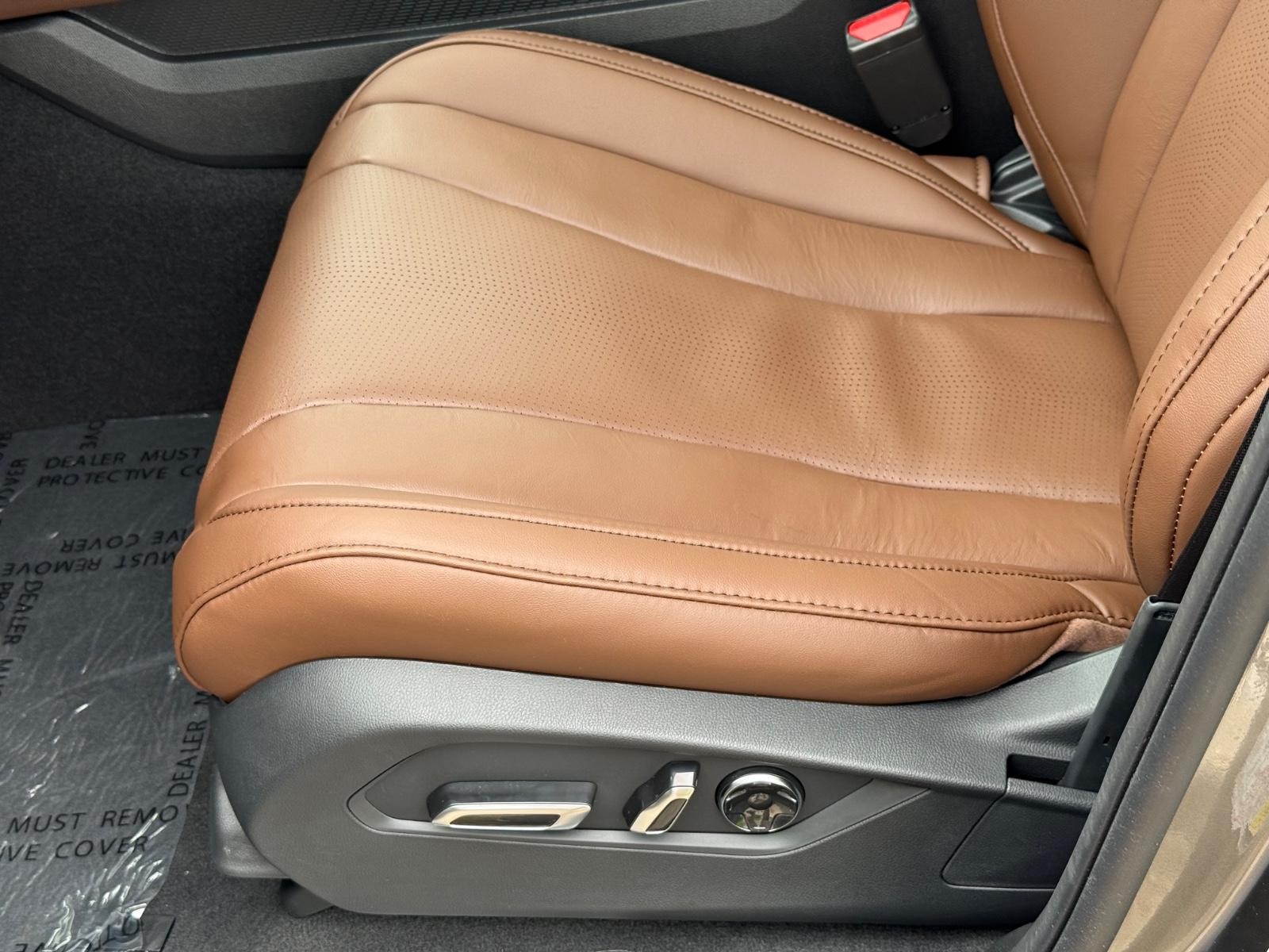 Acura MDX Vehicle Image 16