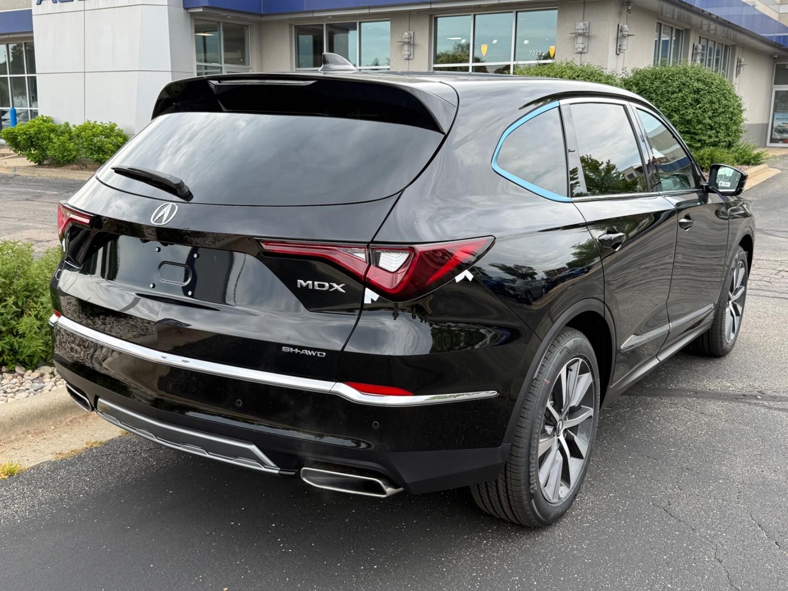 Acura MDX Vehicle Image 03