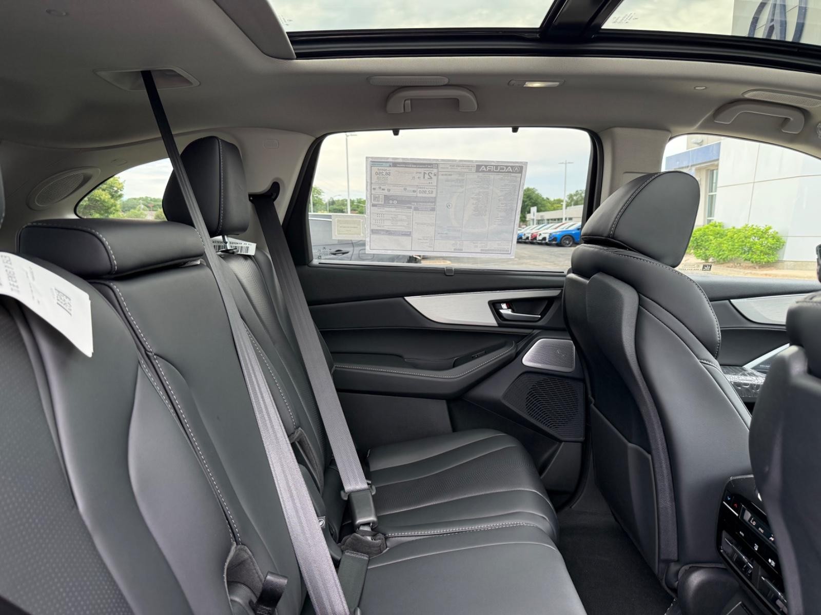 Acura MDX Vehicle Image 05