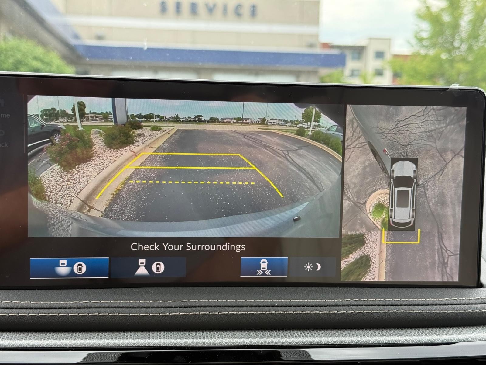 Acura MDX Vehicle Image 13