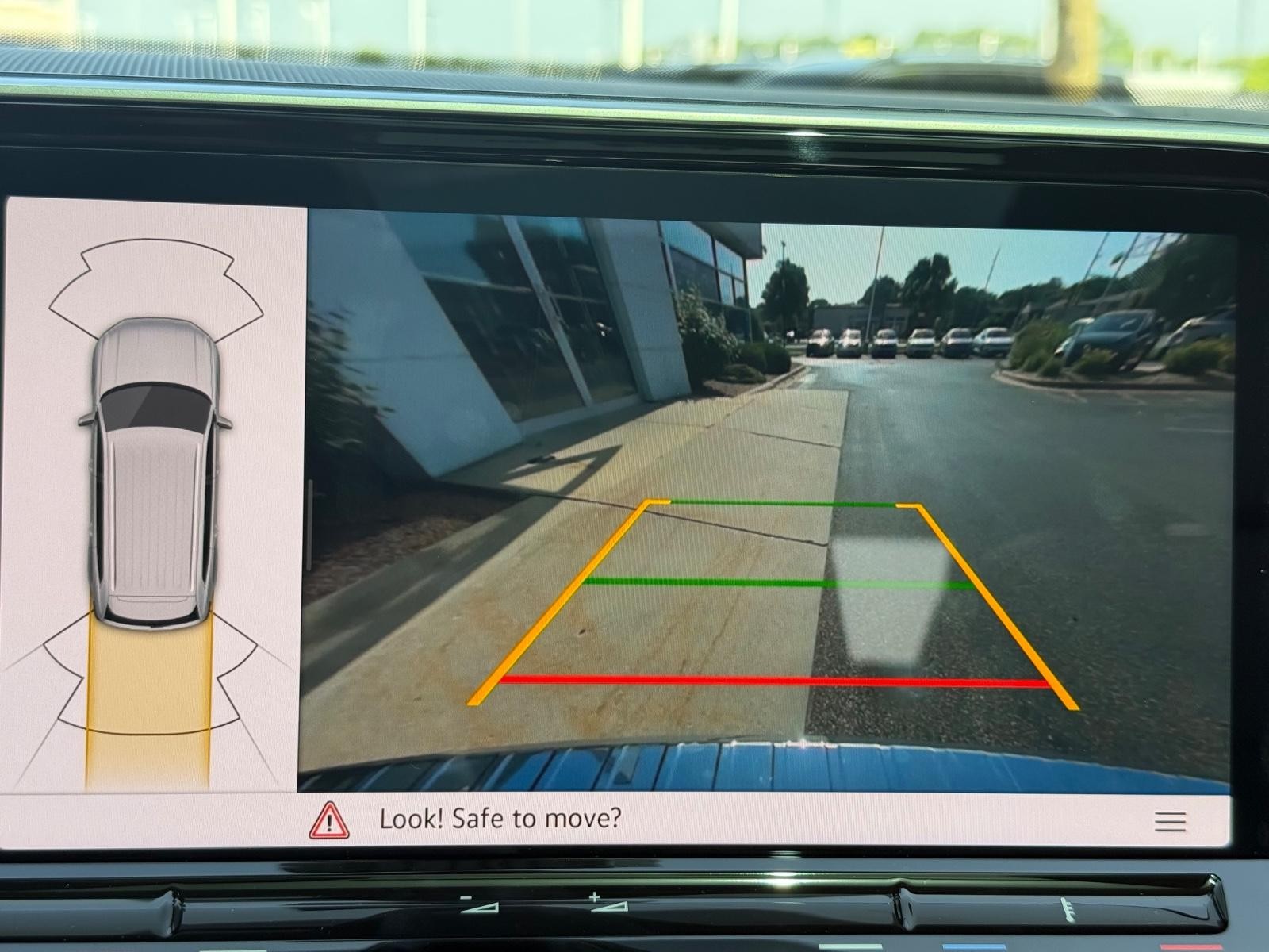 Volkswagen Atlas Vehicle Image 14